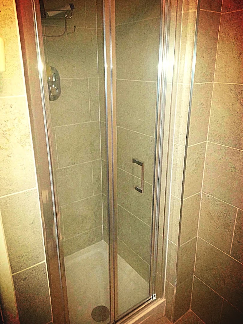 Price Tiling (Wall and Floor Tiler) — Photos 11